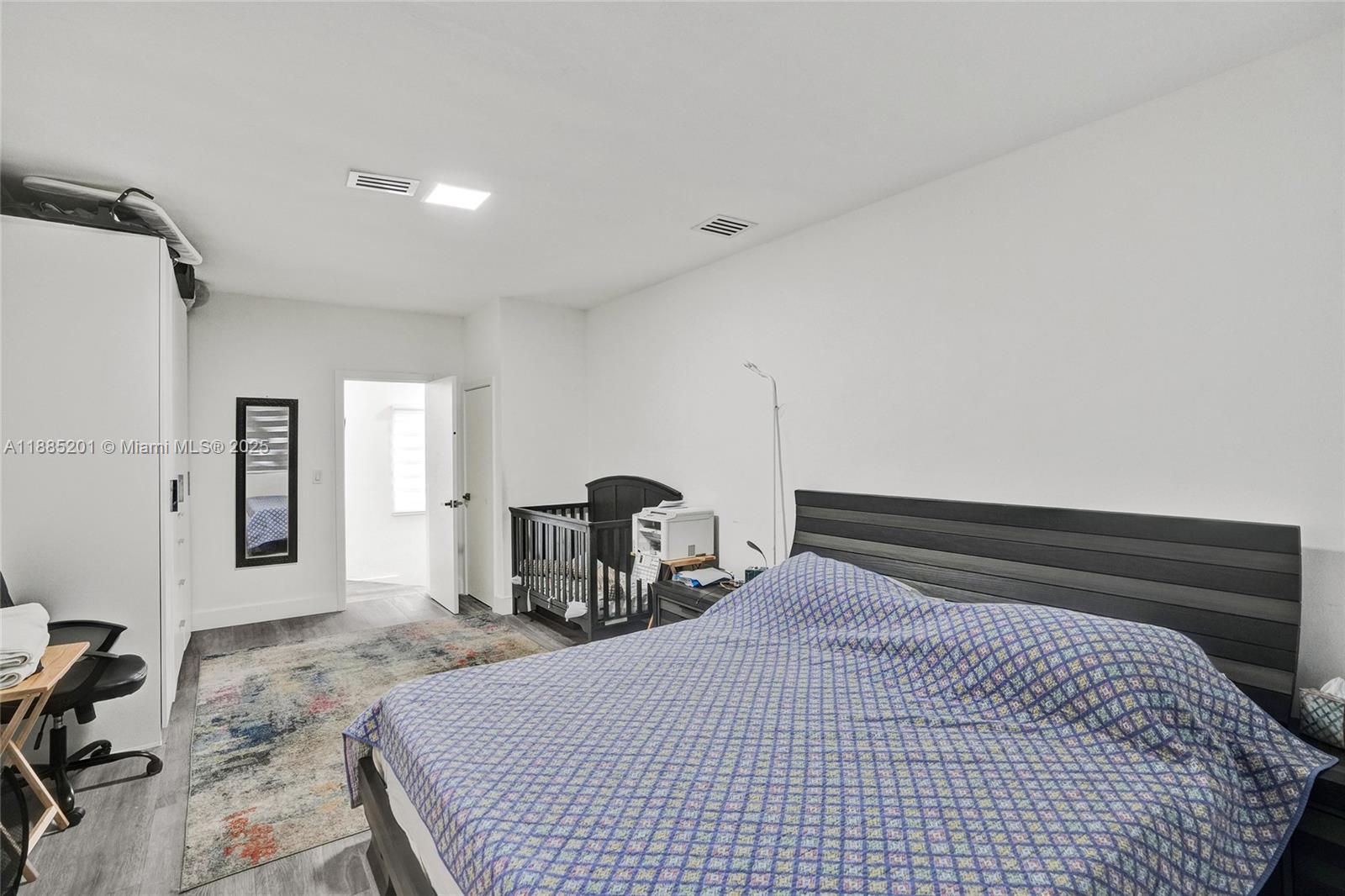 3784 Sheridan Ave Property Photo 45