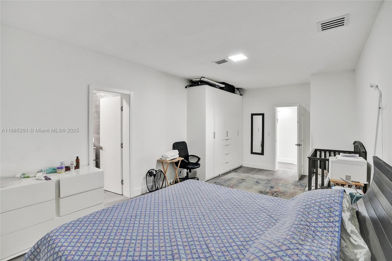 3784 Sheridan Ave Property Photo 46
