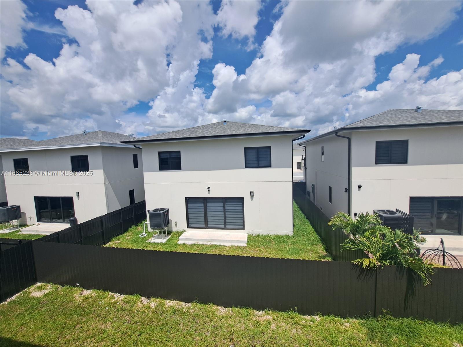 1373 Nw 1st St 1373 Property Photo 6