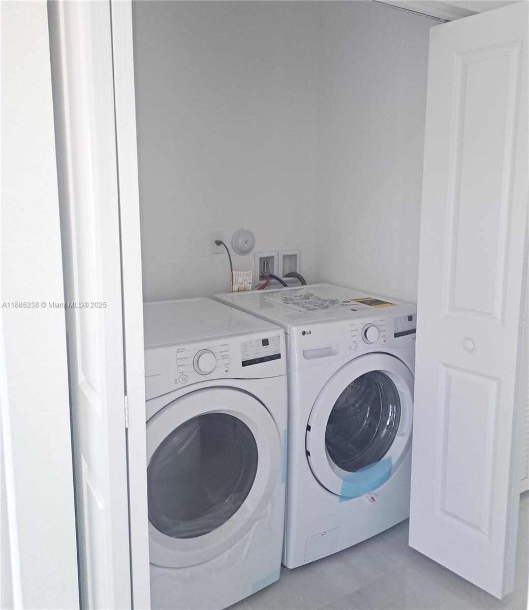 1373 Nw 1st St 1373 Property Photo 25