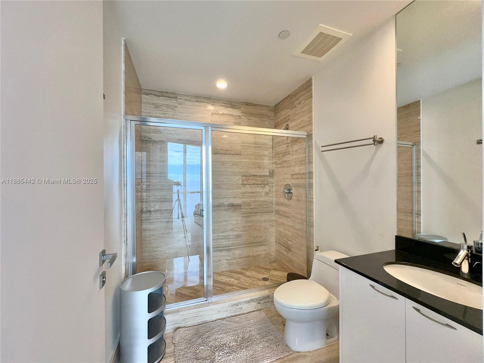 15901 Collins Ave 2406 Property Photo 20