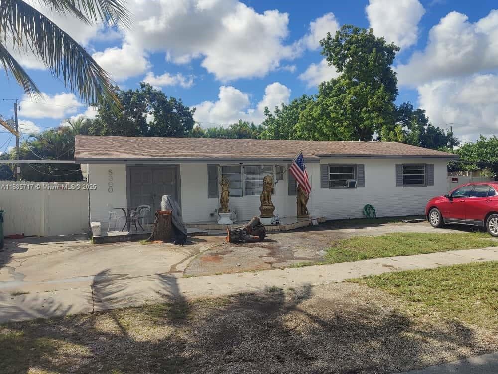 8300 SW 46th St