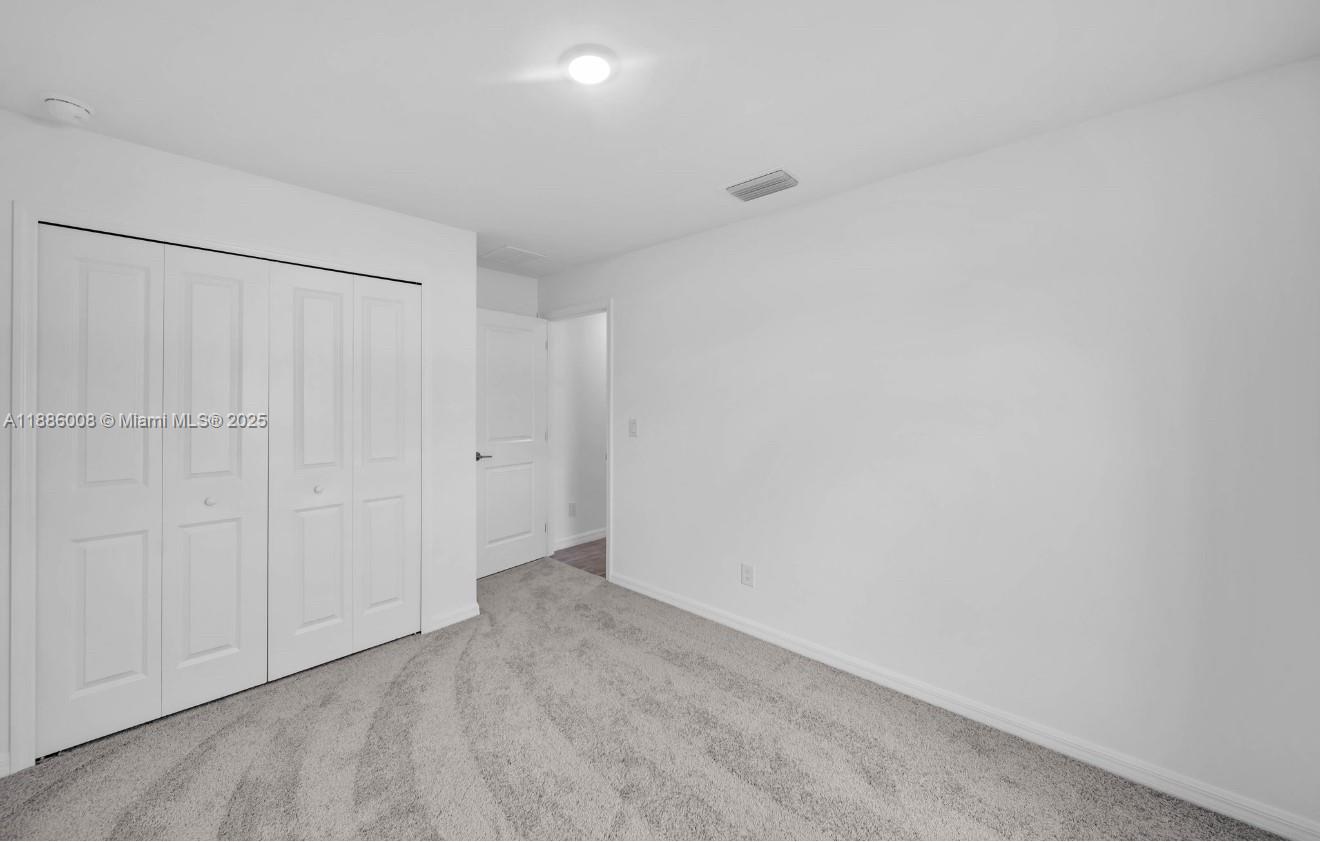 4217 Ne 23rd Pl Property Photo 6