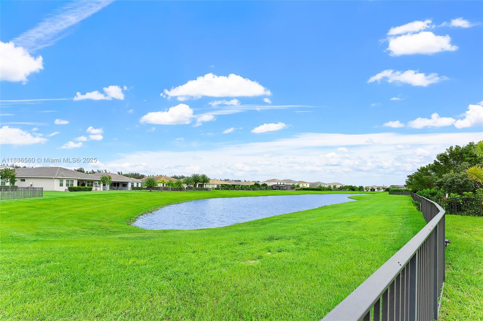 15901 Meadowlark Ct Property Photo 29