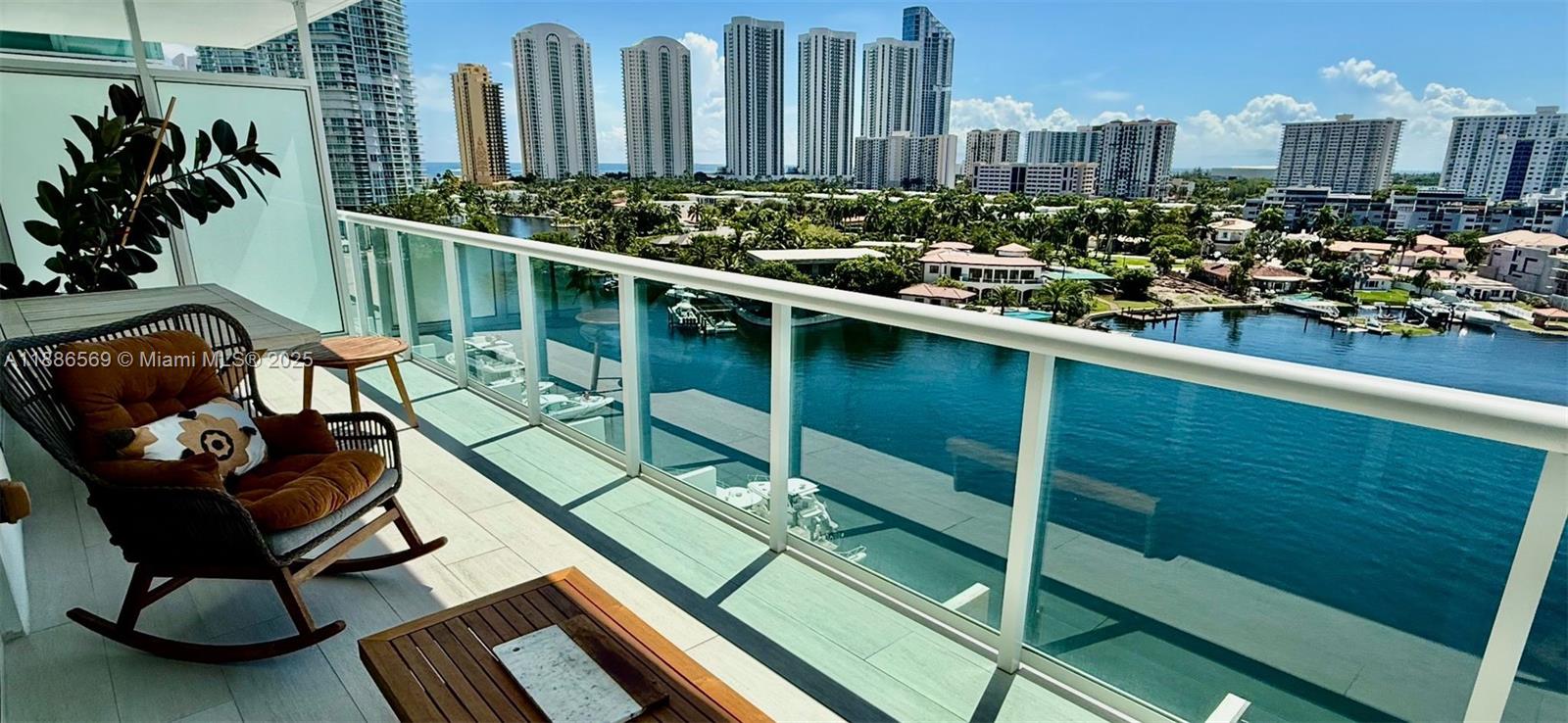 400 Sunny Isles Blvd 916 Property Photo 19