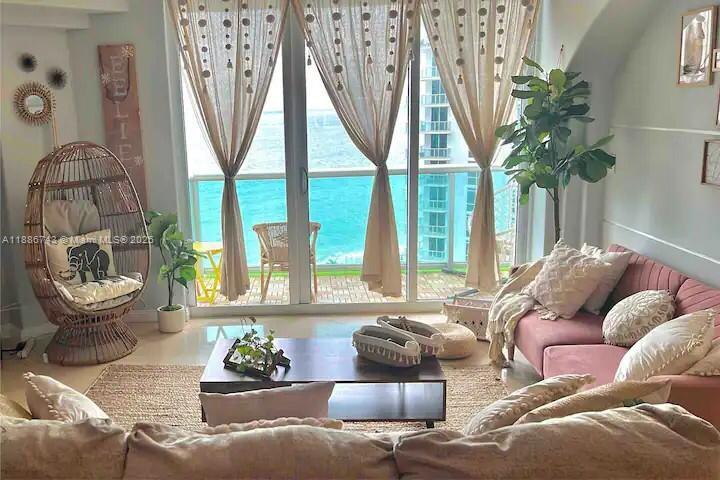 3901 S Ocean Dr 14l Property Photo 5
