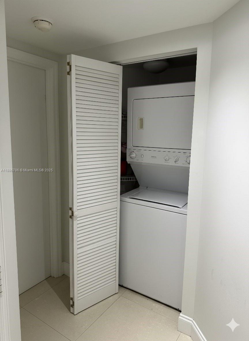 16699 Collins Ave 1806 Property Photo 10