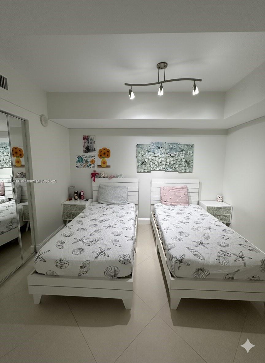 16699 Collins Ave 1806 Property Photo 12