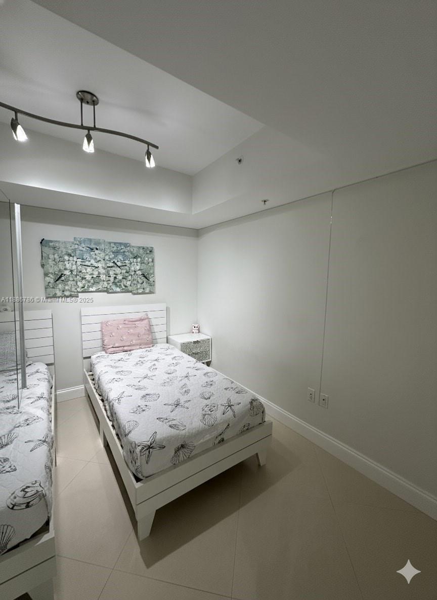 16699 Collins Ave 1806 Property Photo 13