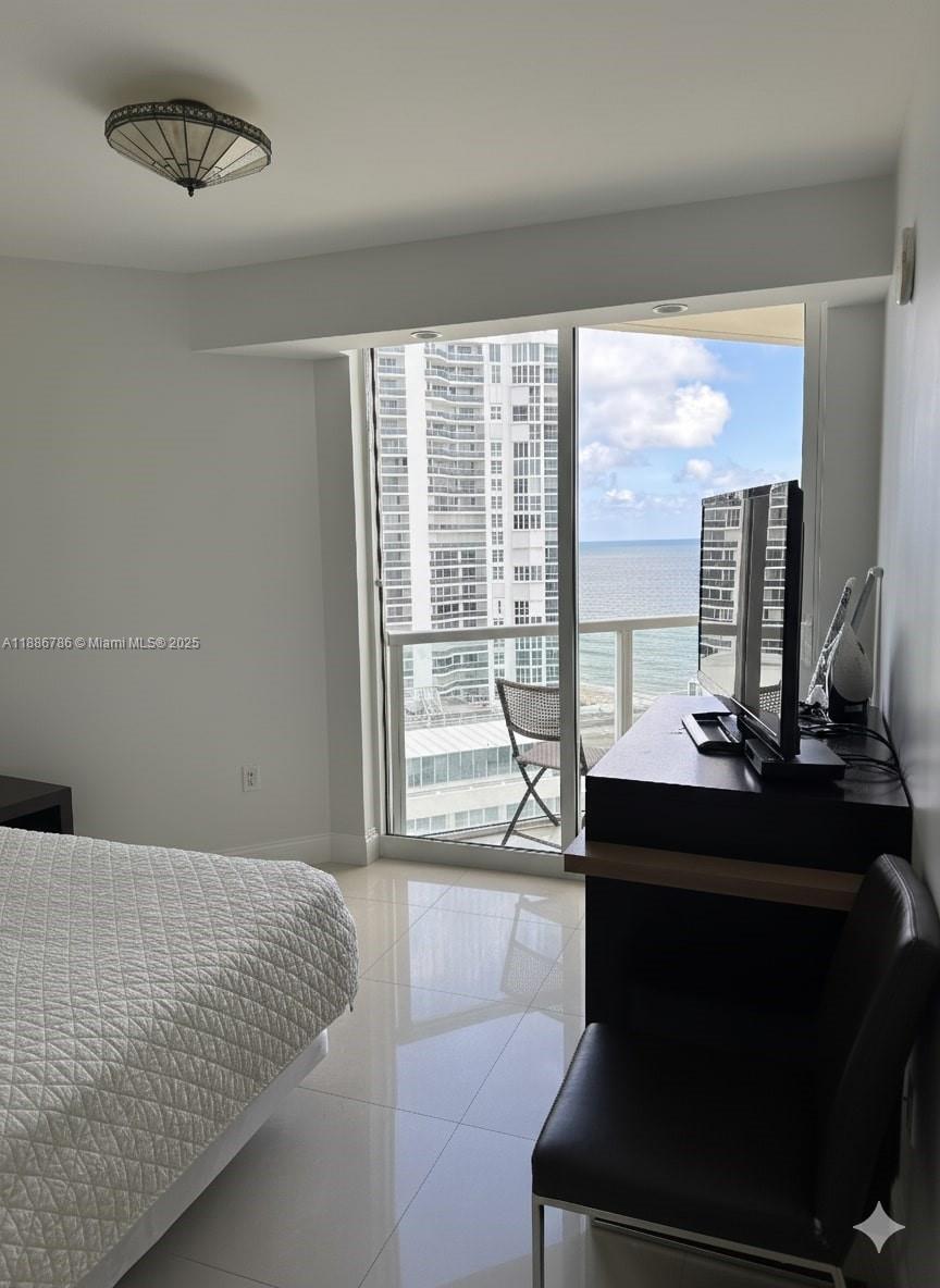 16699 Collins Ave 1806 Property Photo 15
