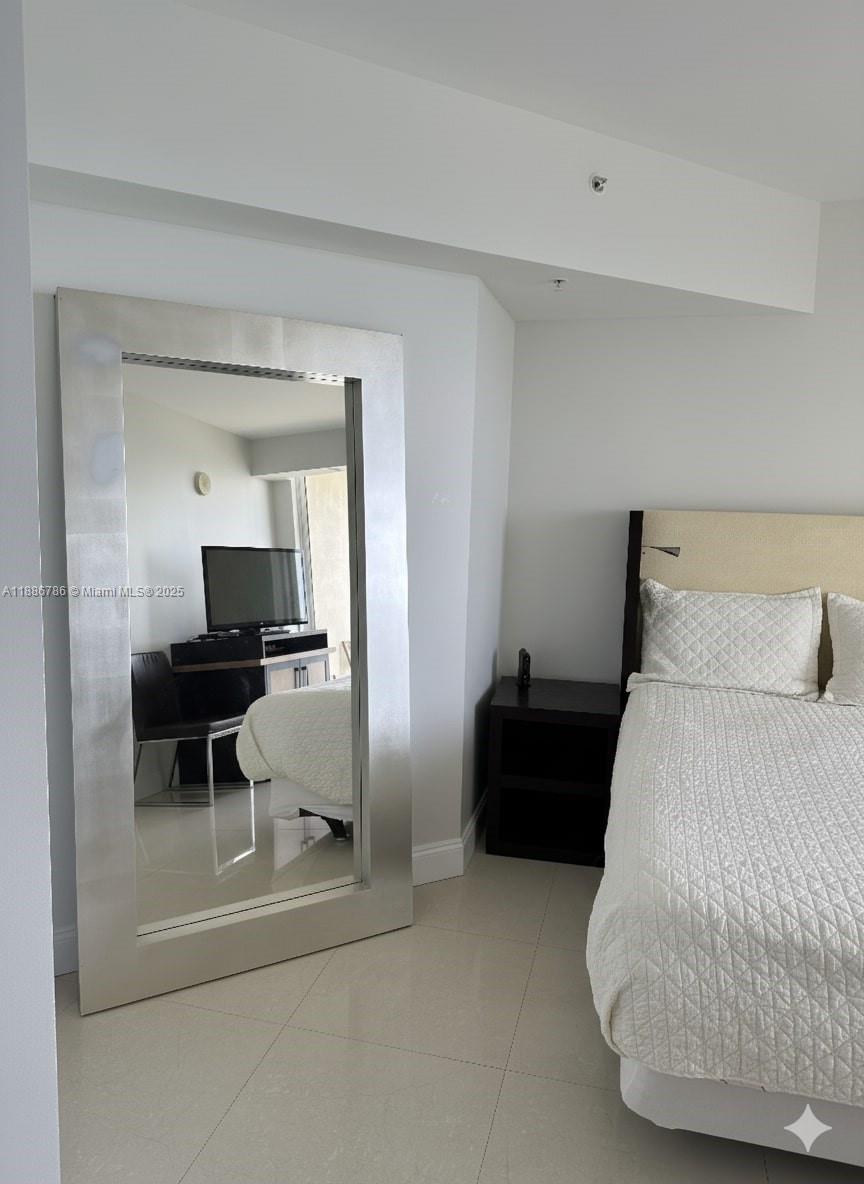 16699 Collins Ave 1806 Property Photo 19