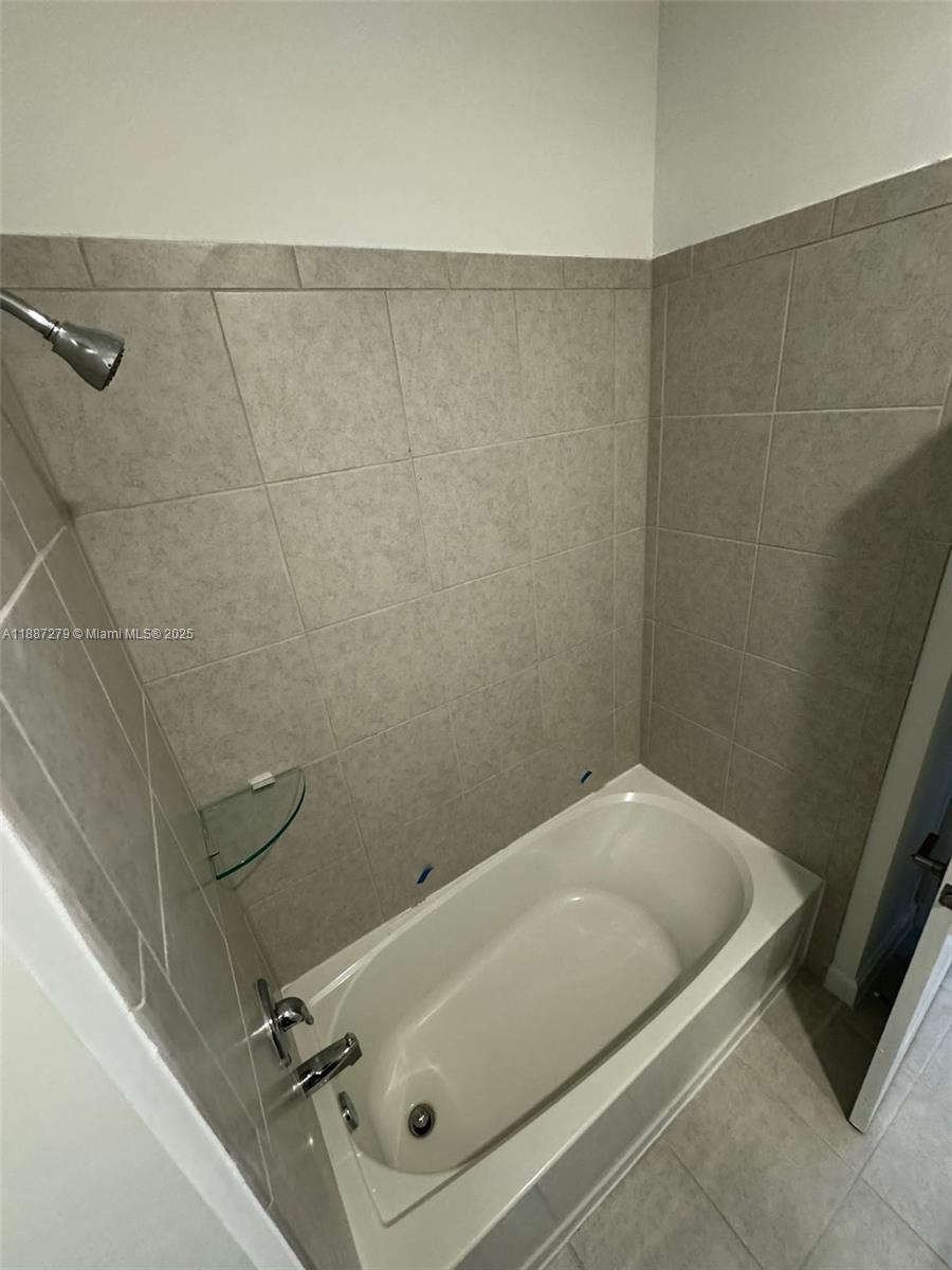 285 Sw 159th Ln Property Photo 32