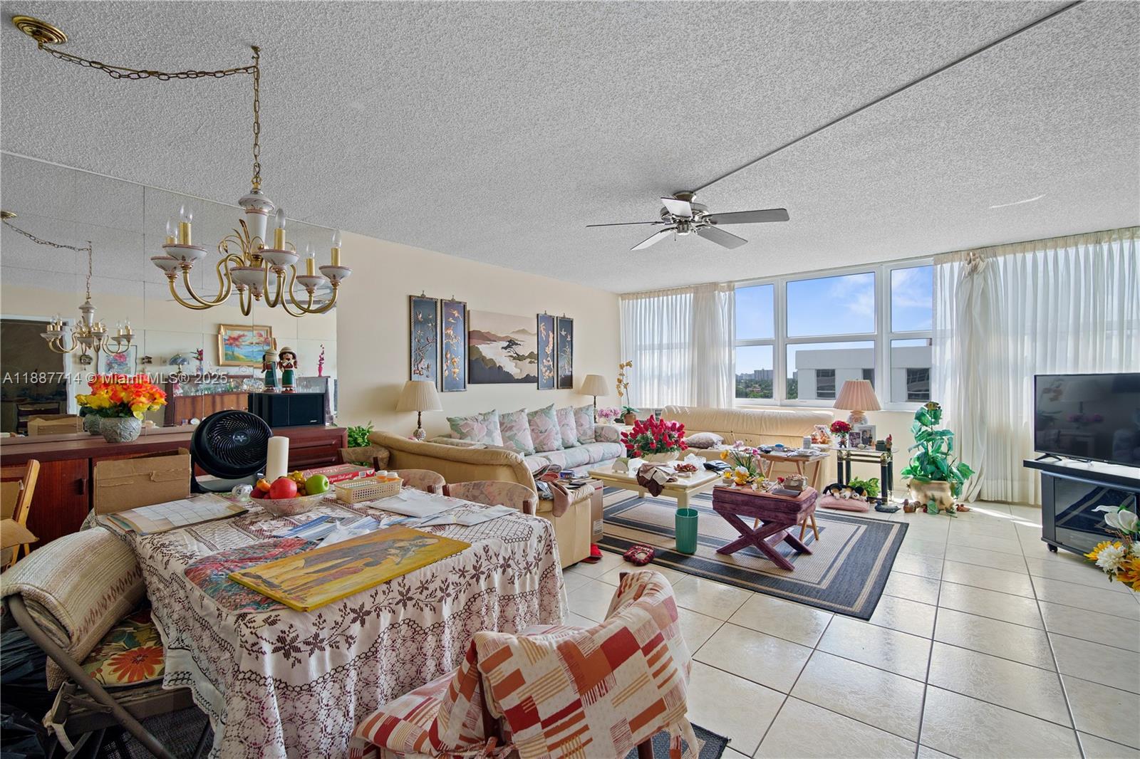 1160 N Federal Hwy 1018 Property Photo 1