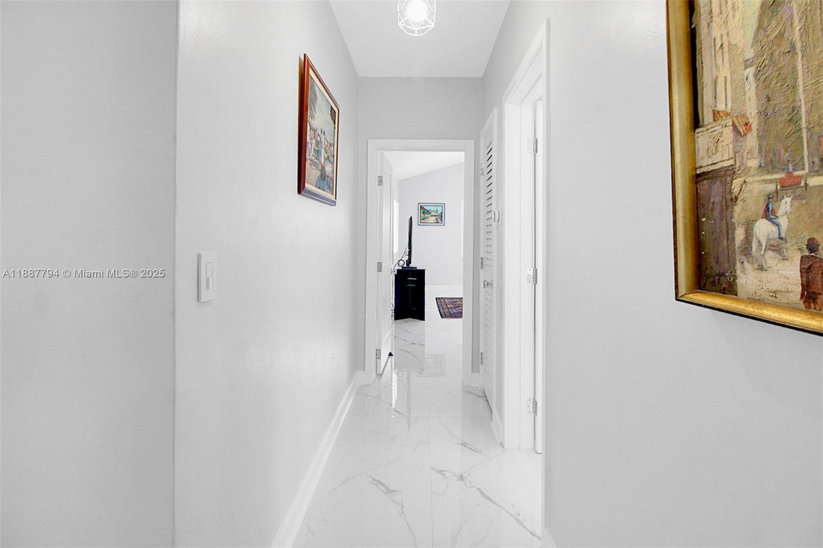 1110 Wallace St Property Photo 13