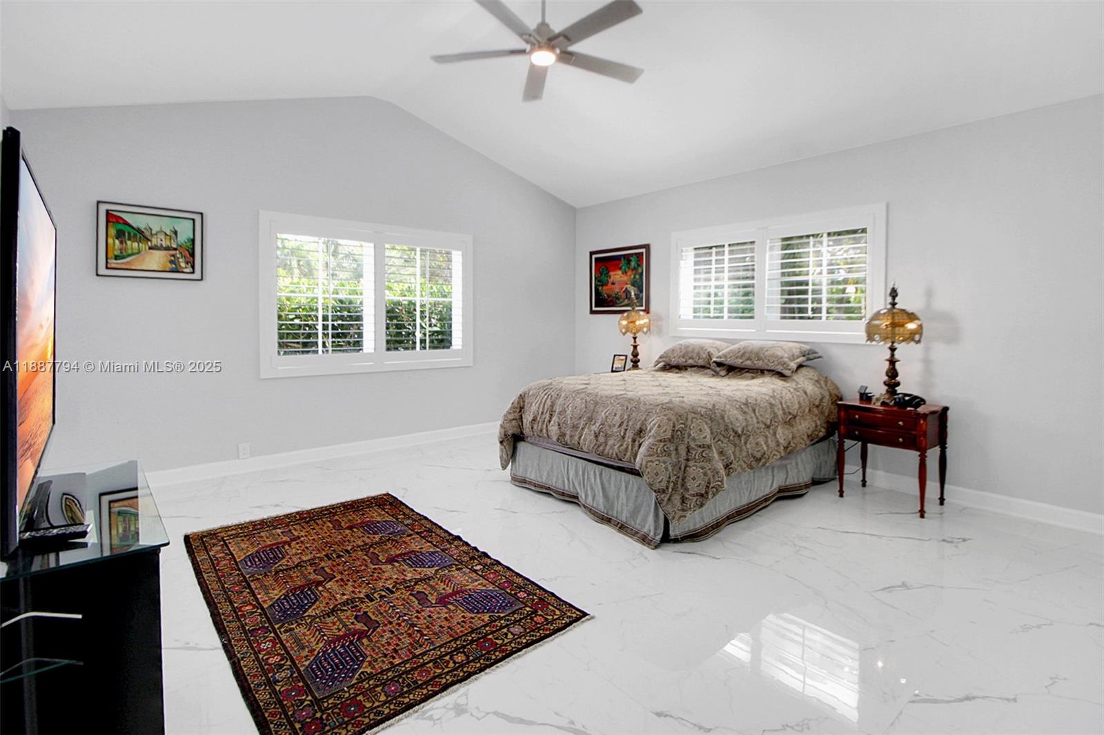 1110 Wallace St Property Photo 14