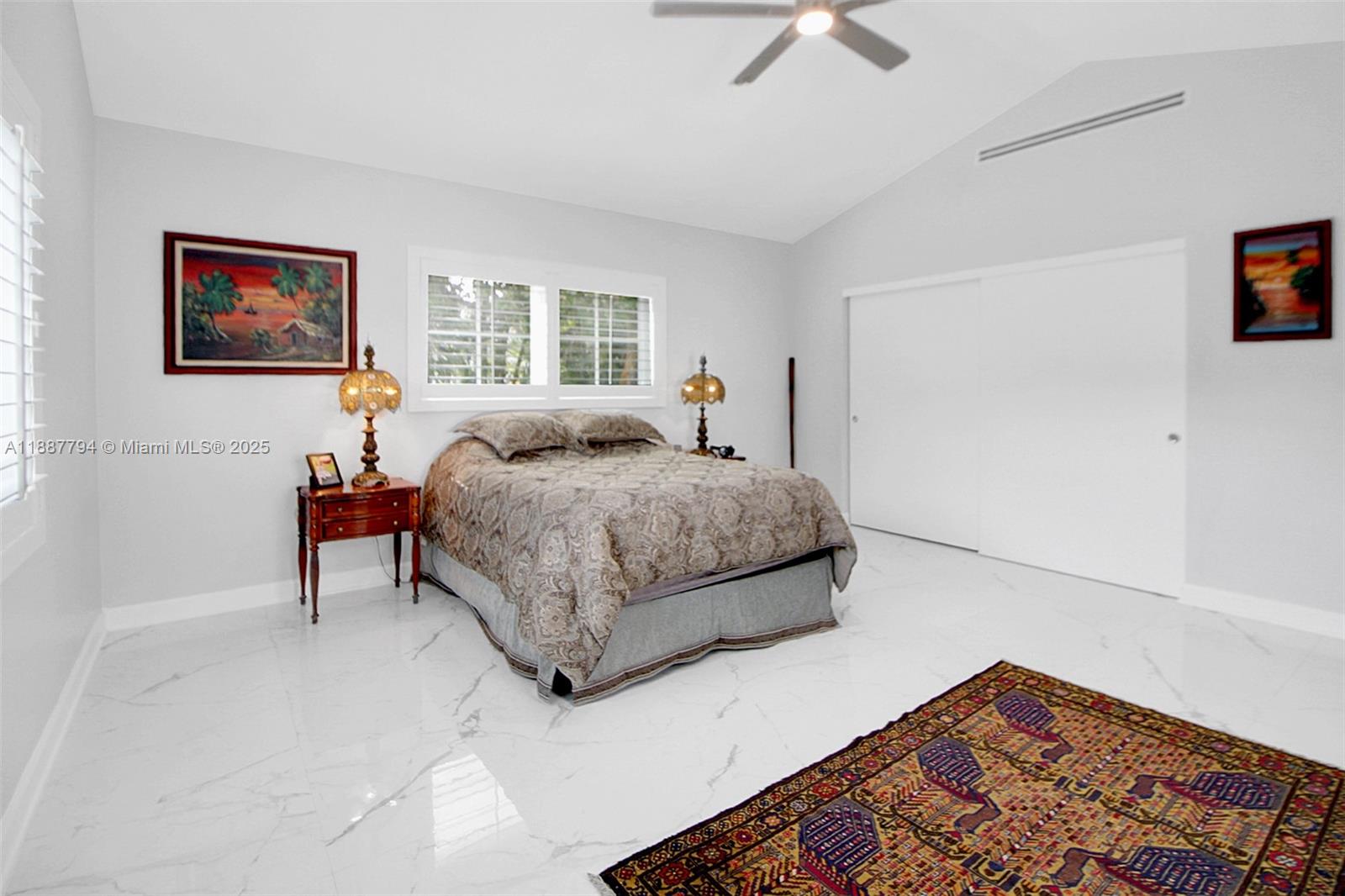 1110 Wallace St Property Photo 15