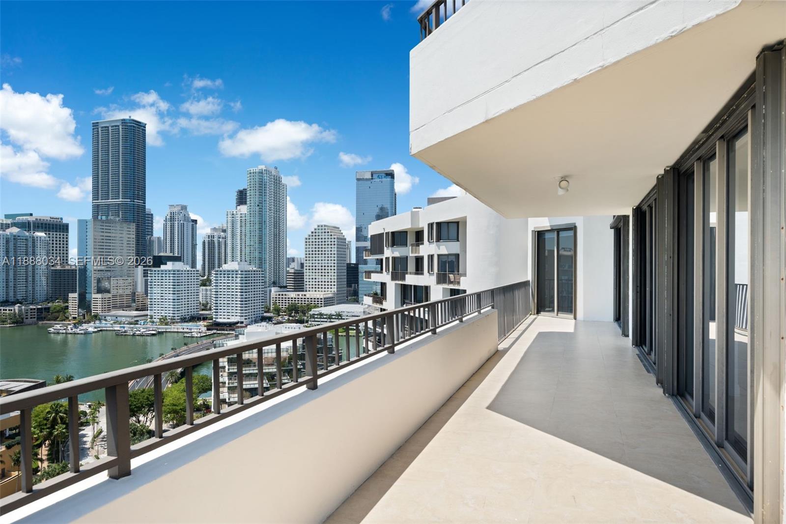 520 Brickell Key Drive Uph-03 Property Photo 13