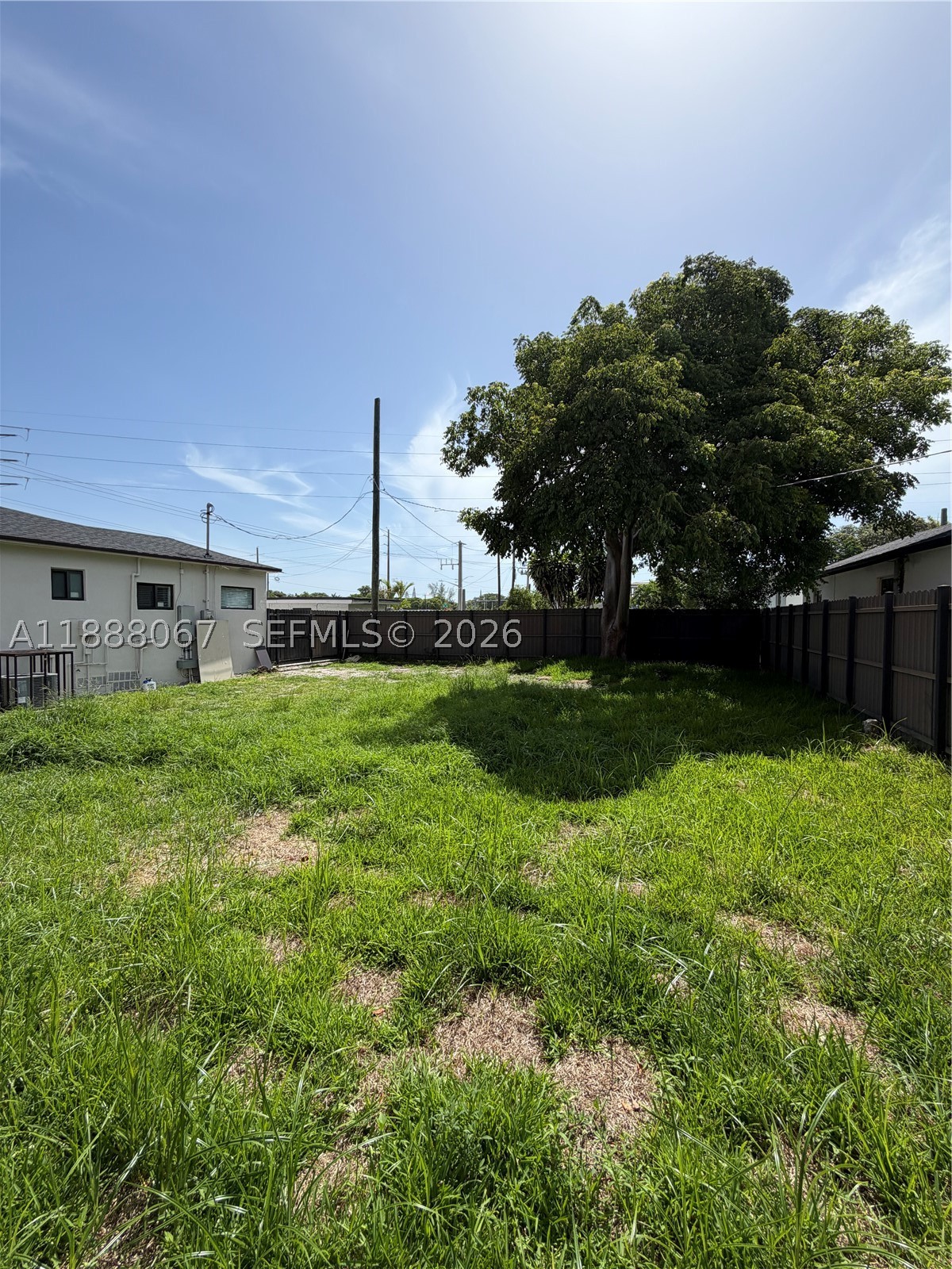 107 W Pembroke Rd Property Photo 14