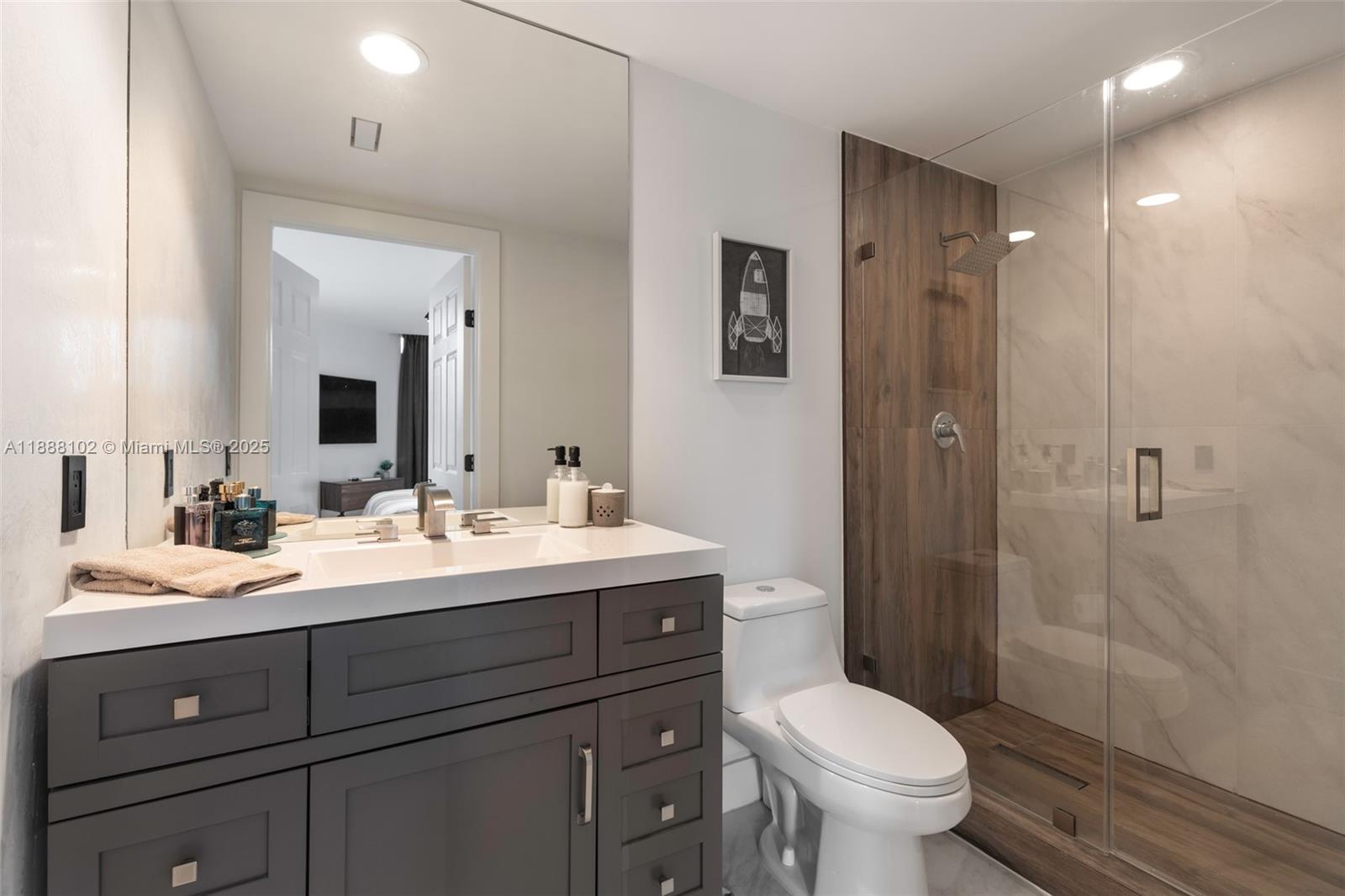 3370 Hidden Bay Dr 409 Property Photo 17