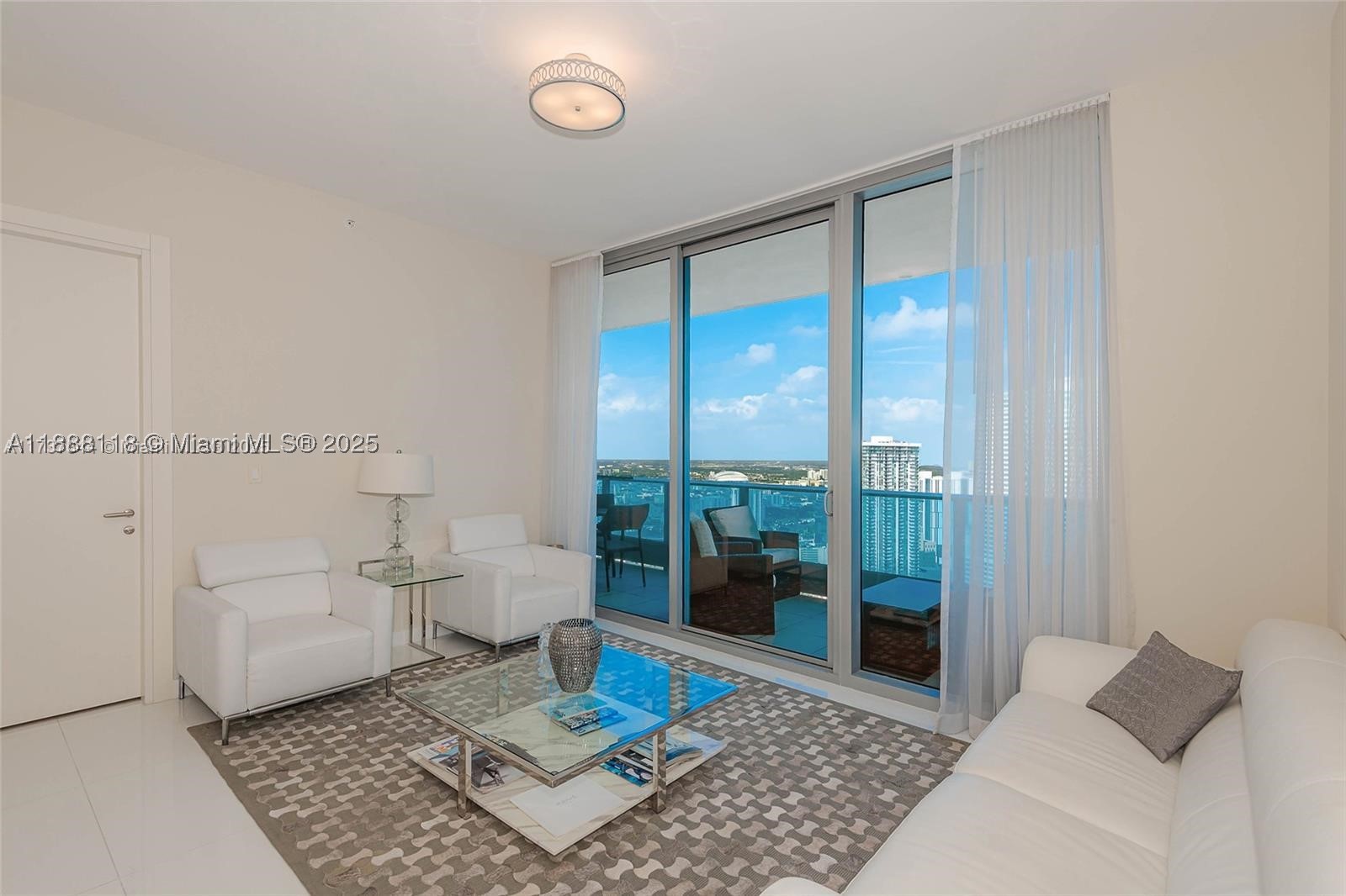 200 Biscayne Boulevard Way 5109 Property Photo 1
