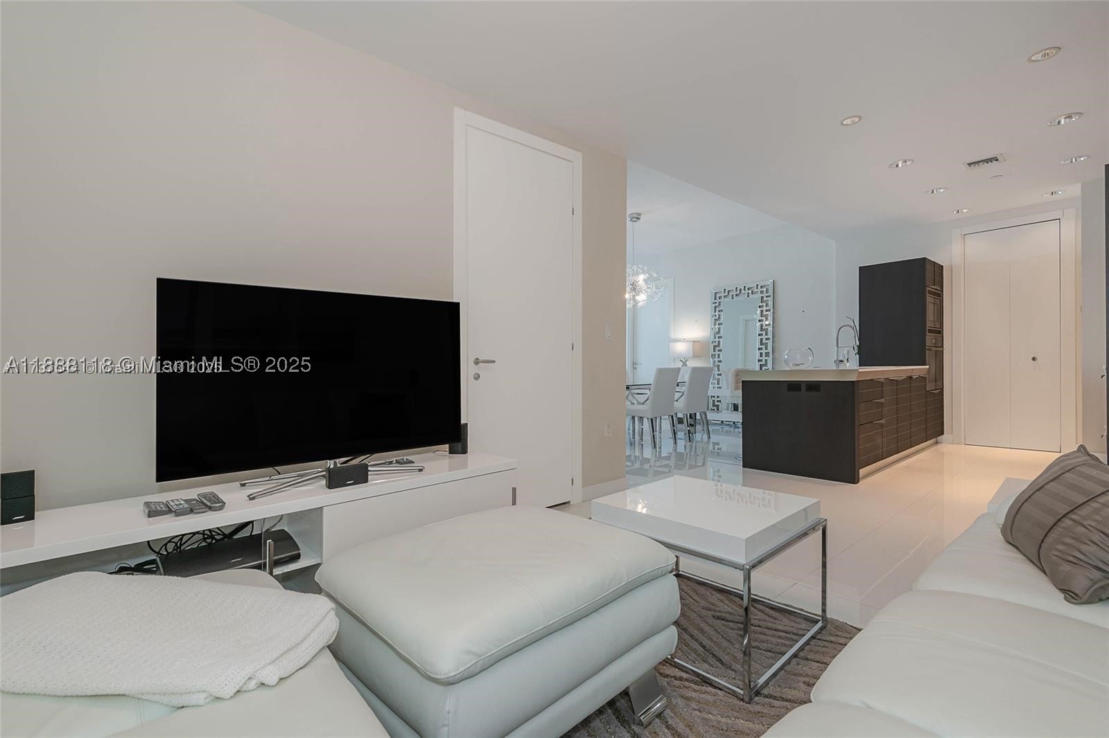 200 Biscayne Boulevard Way 5109 Property Photo 9