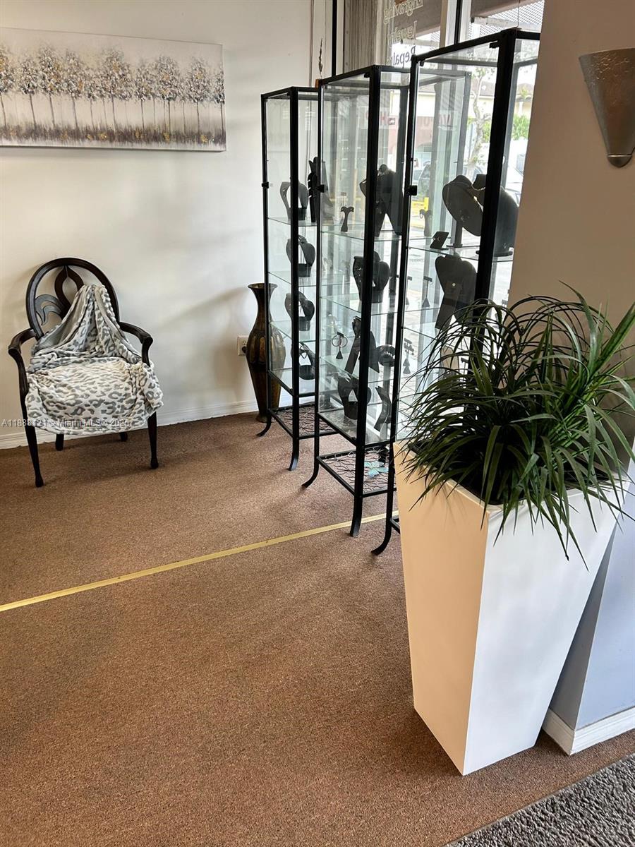A11888121 Property Photo 10