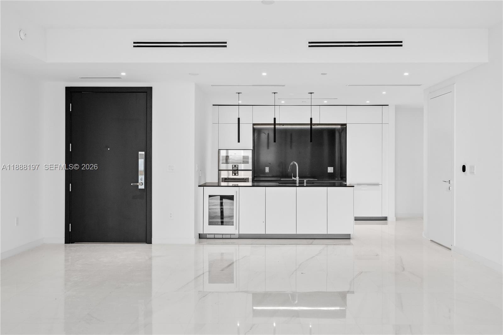 300 Biscayne Blvd Way 1103 Property Photo 3