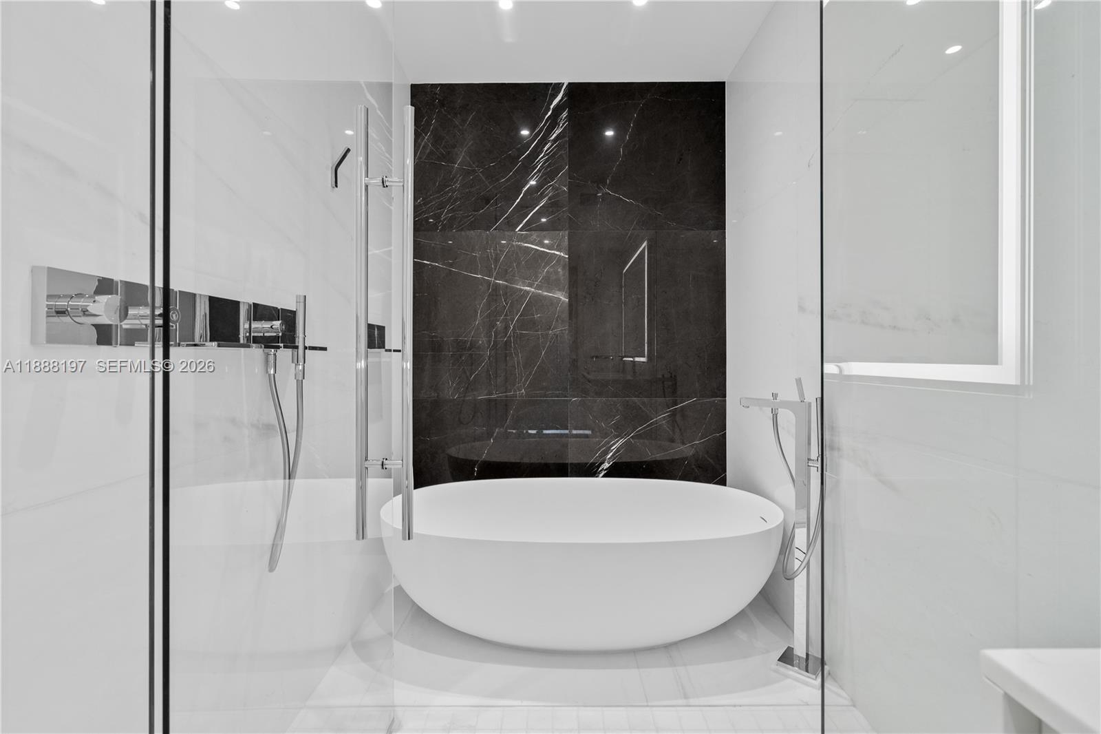 300 Biscayne Blvd Way 1103 Property Photo 21