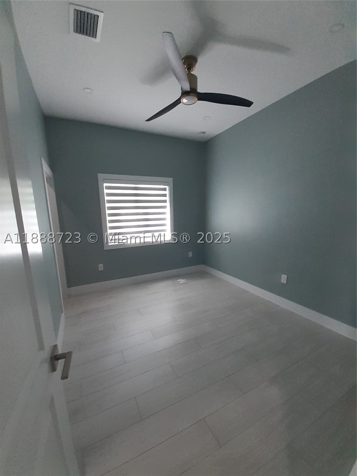 23 Jenny Ln Property Photo 15