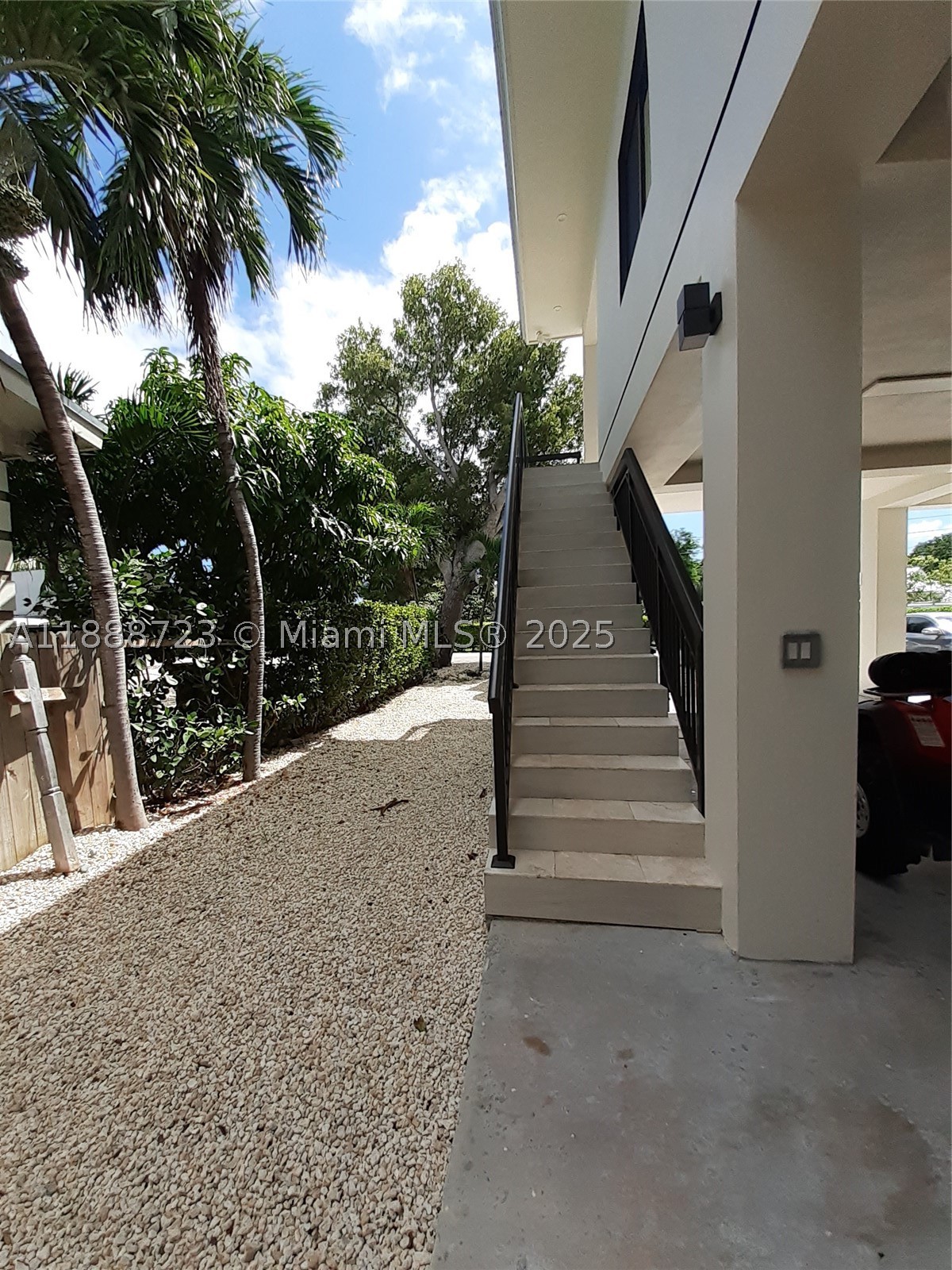 23 Jenny Ln Property Photo 37