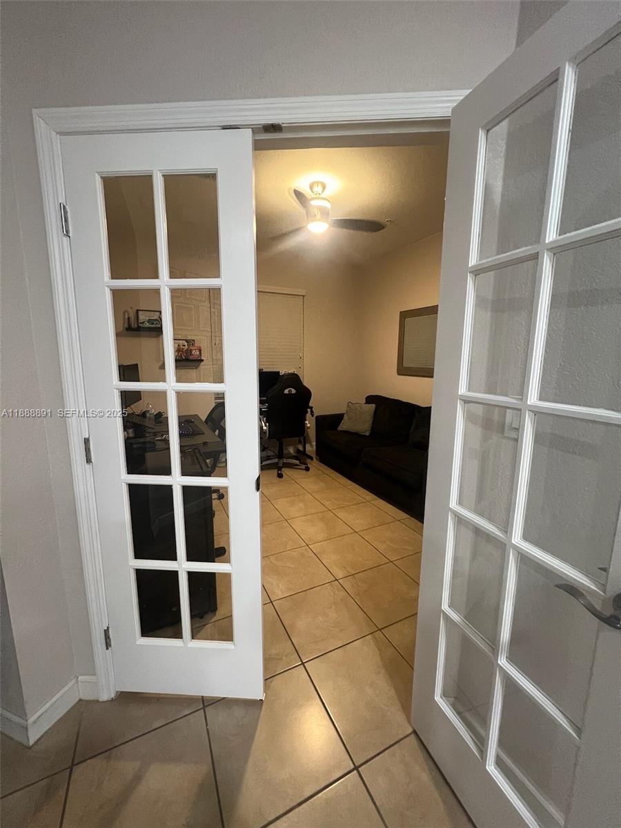 133 Se 28th Ter 9 Property Photo 6