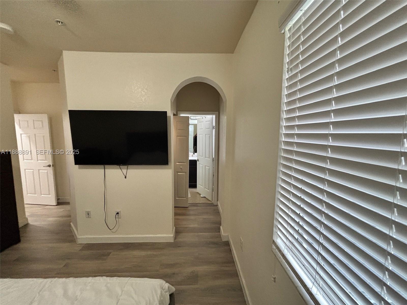 133 Se 28th Ter 9 Property Photo 12