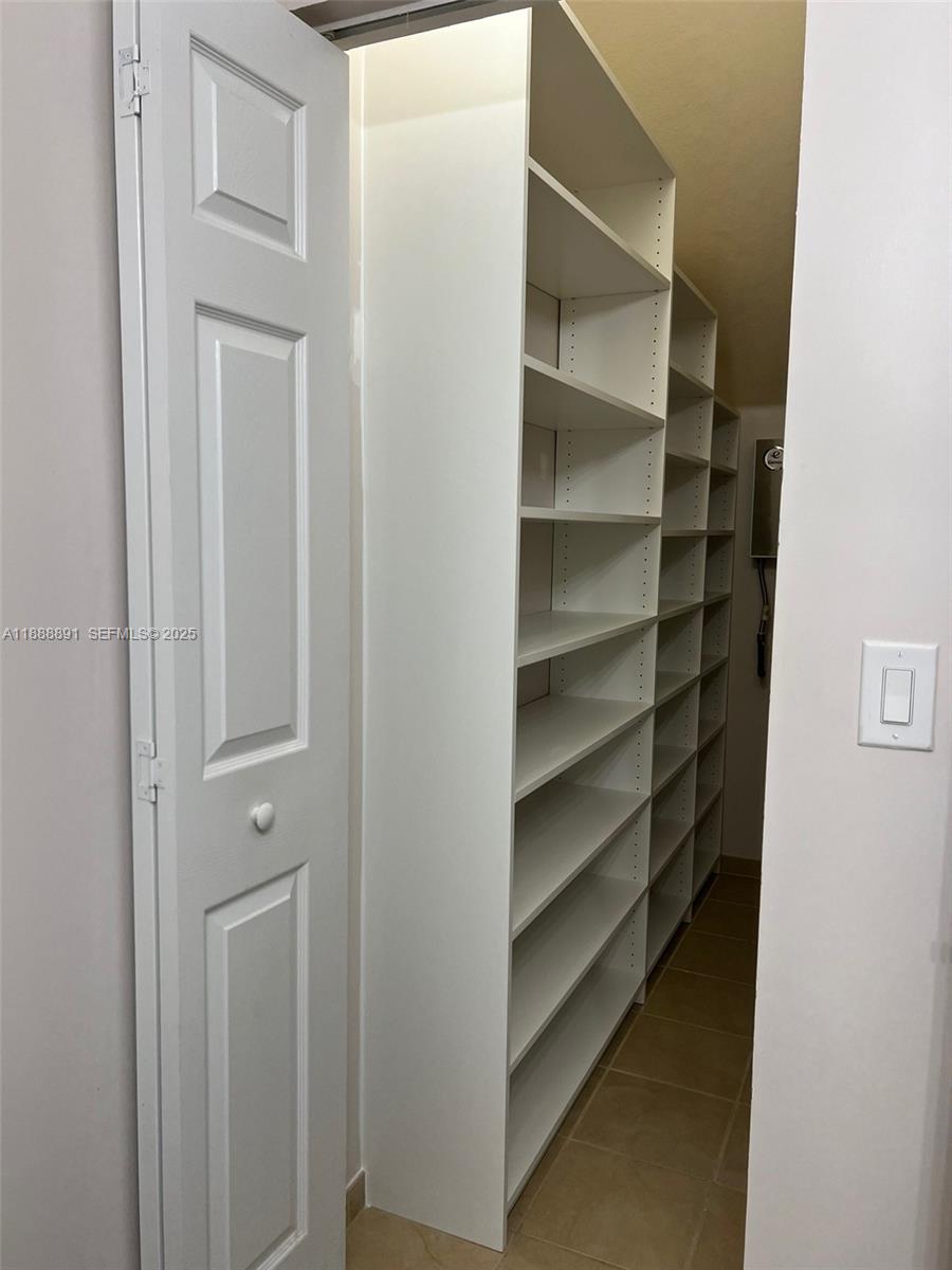 133 Se 28th Ter 9 Property Photo 18