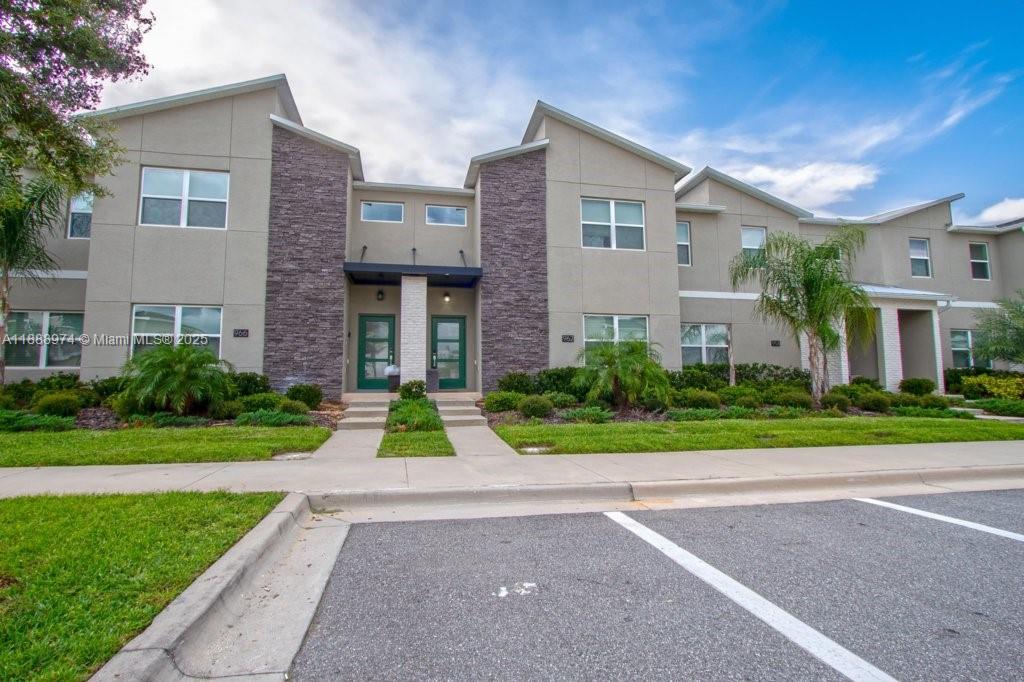 962 Splash Shot Pl Property Photo 1