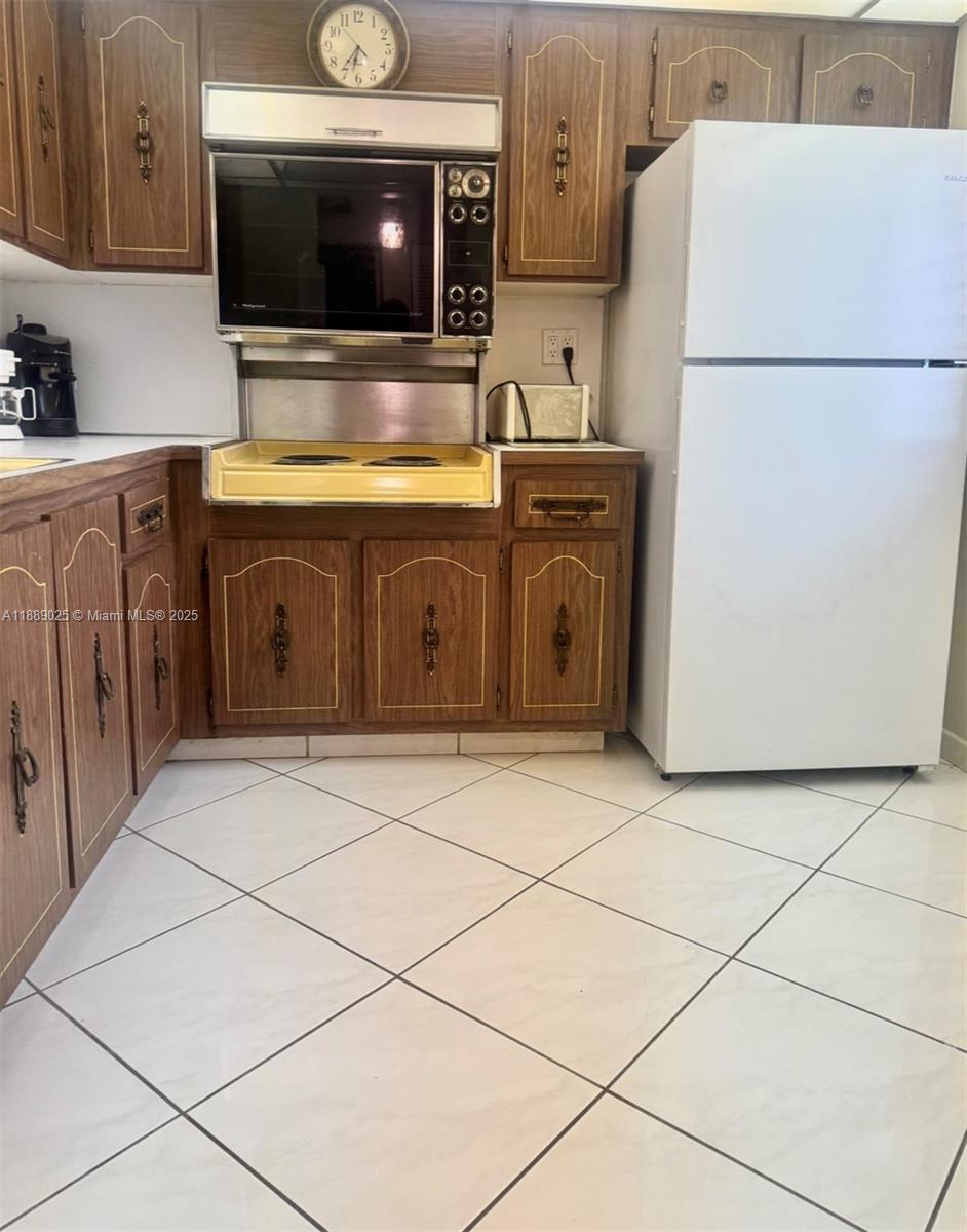 3600 Ne 170 St. Apt.d.303 Property Photo 12