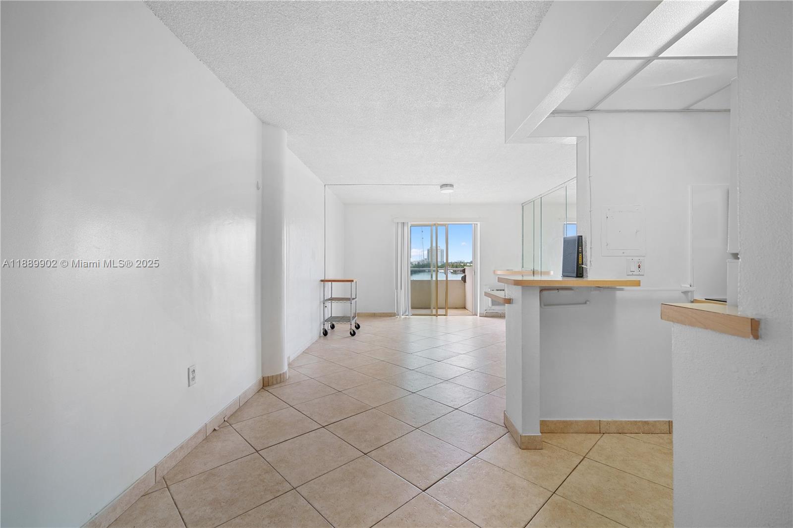 7904 West Dr 405 Property Photo 1