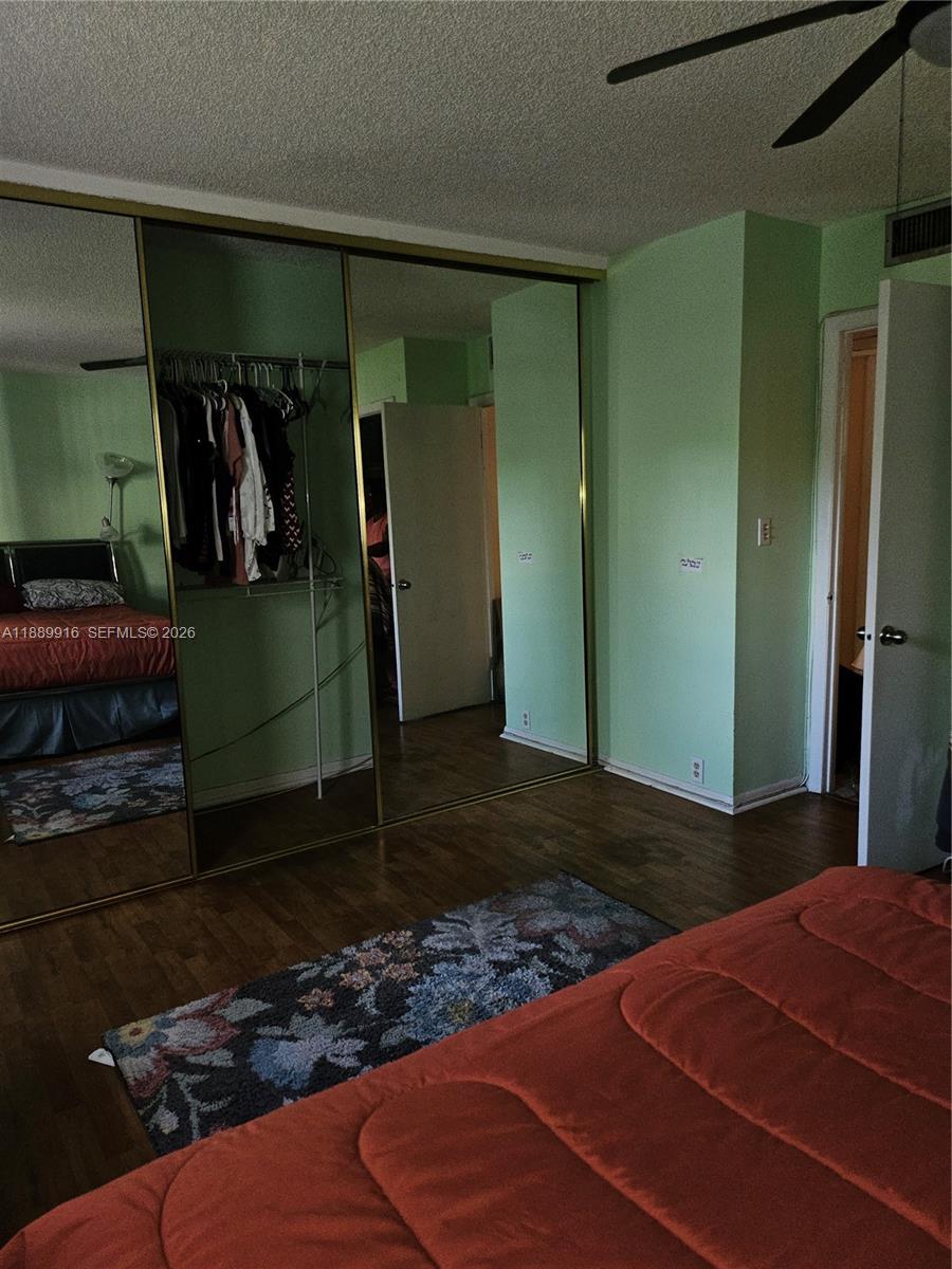 5121 W Oakland Park Blvd 211 Property Photo 17