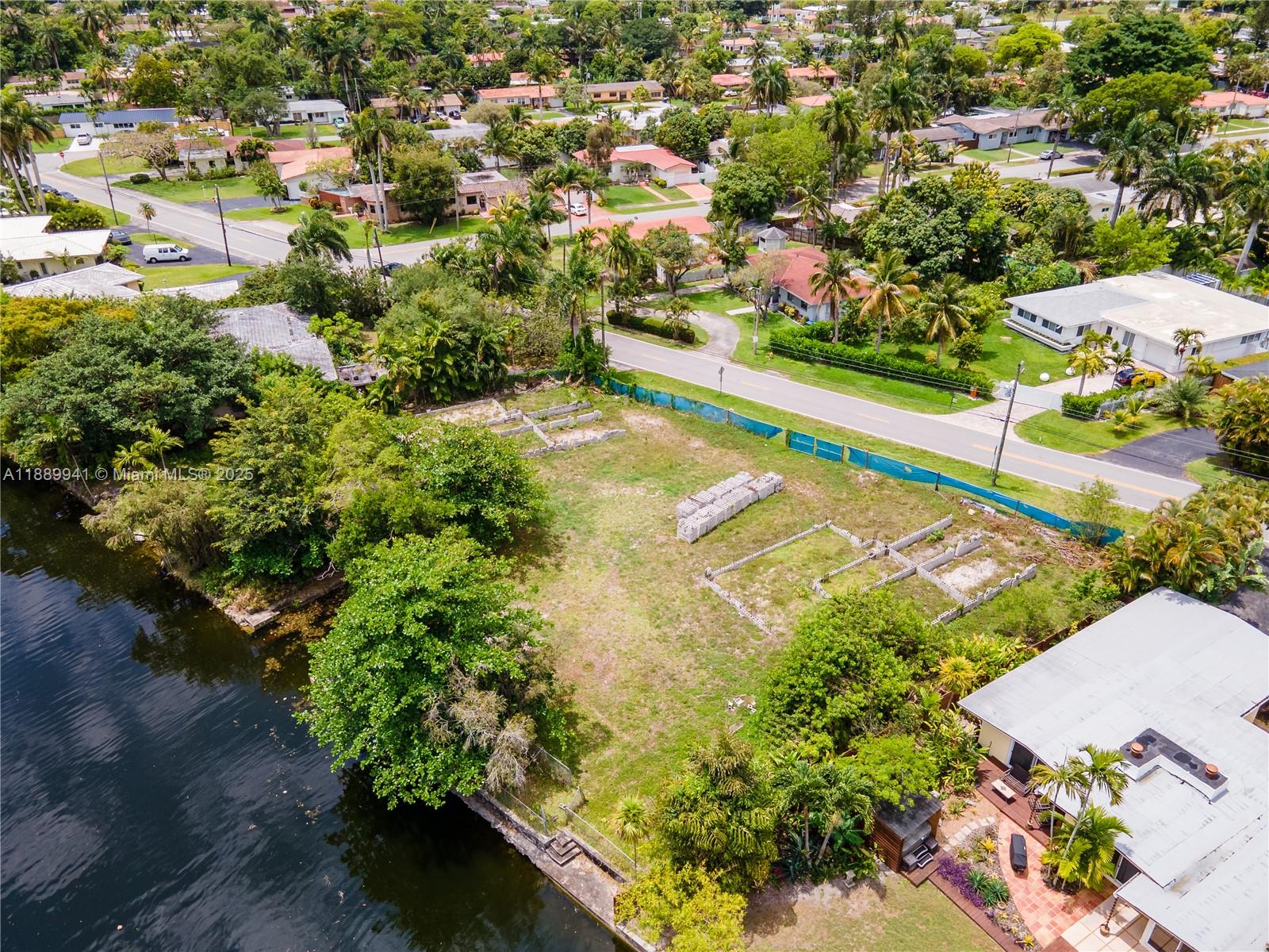 11595 W Biscayne Canal Rd Property Photo 9