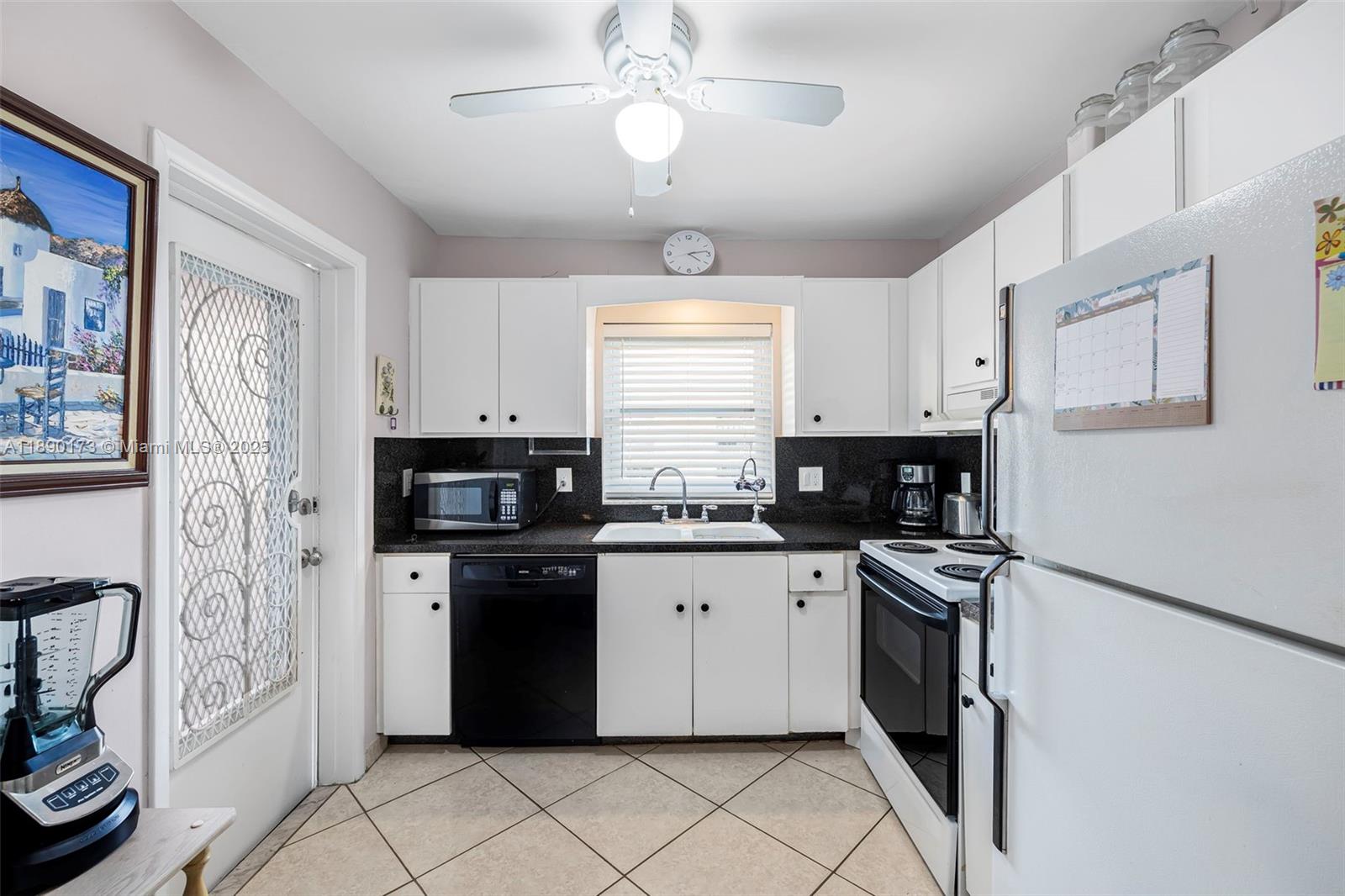5300 Washington St U405 Property Photo 1