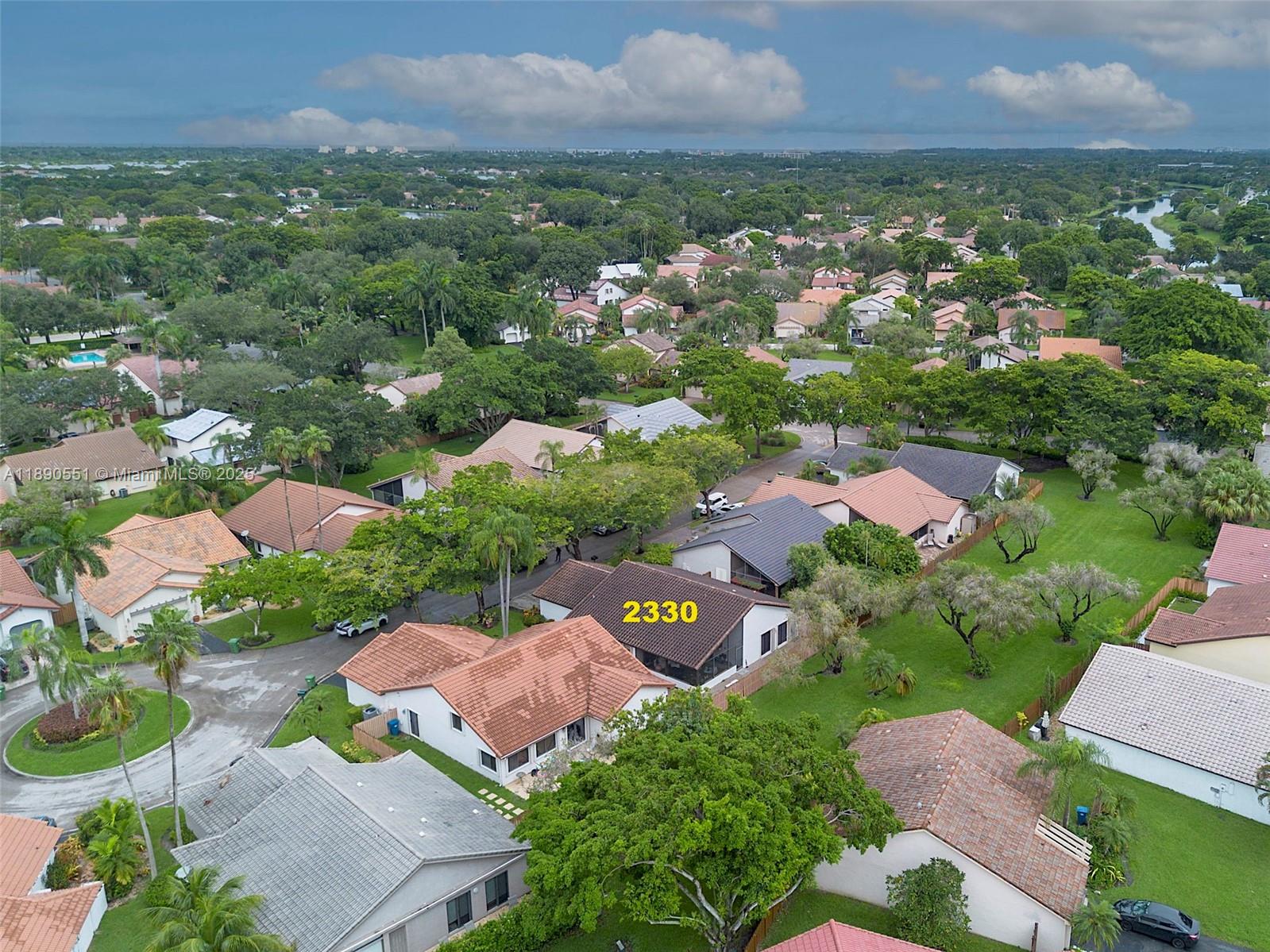 2330 Dover Property Photo 5