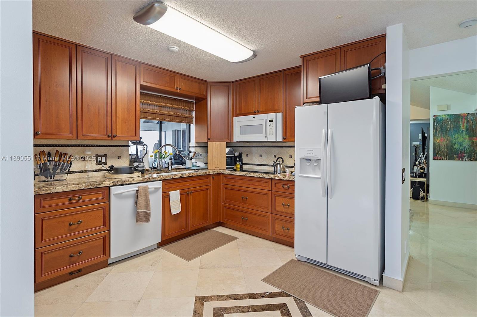 2330 Dover Property Photo 38