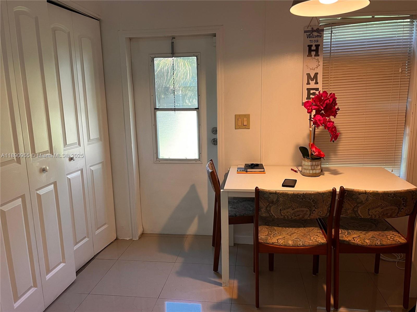 909 Sw 131 Way Property Photo 19