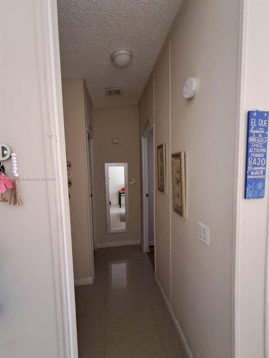 909 Sw 131 Way Property Photo 20