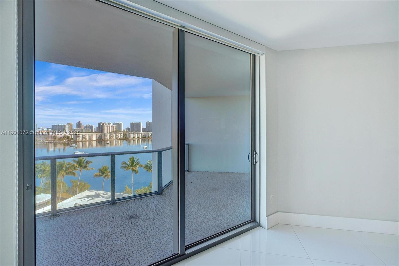 17301 Biscayne Blvd 708 Property Photo 5
