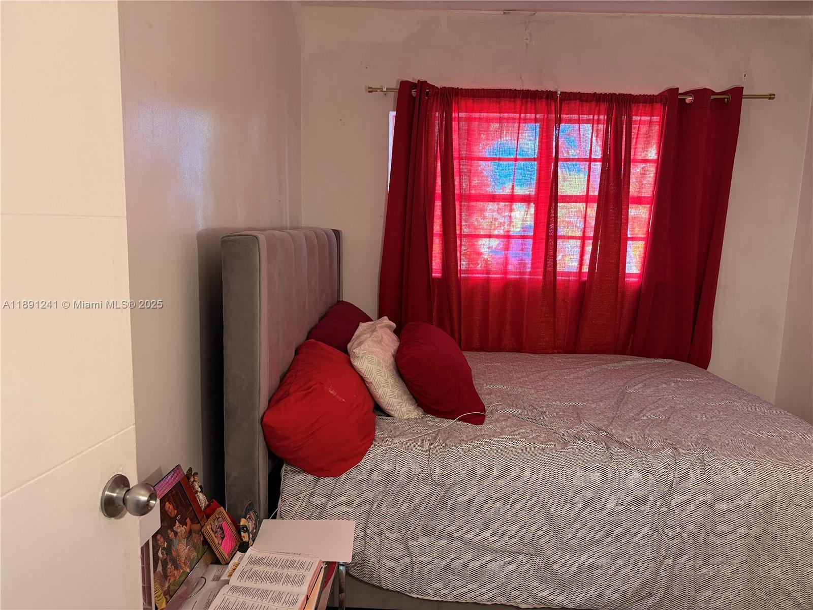 16030 Miami Dr Property Photo 6