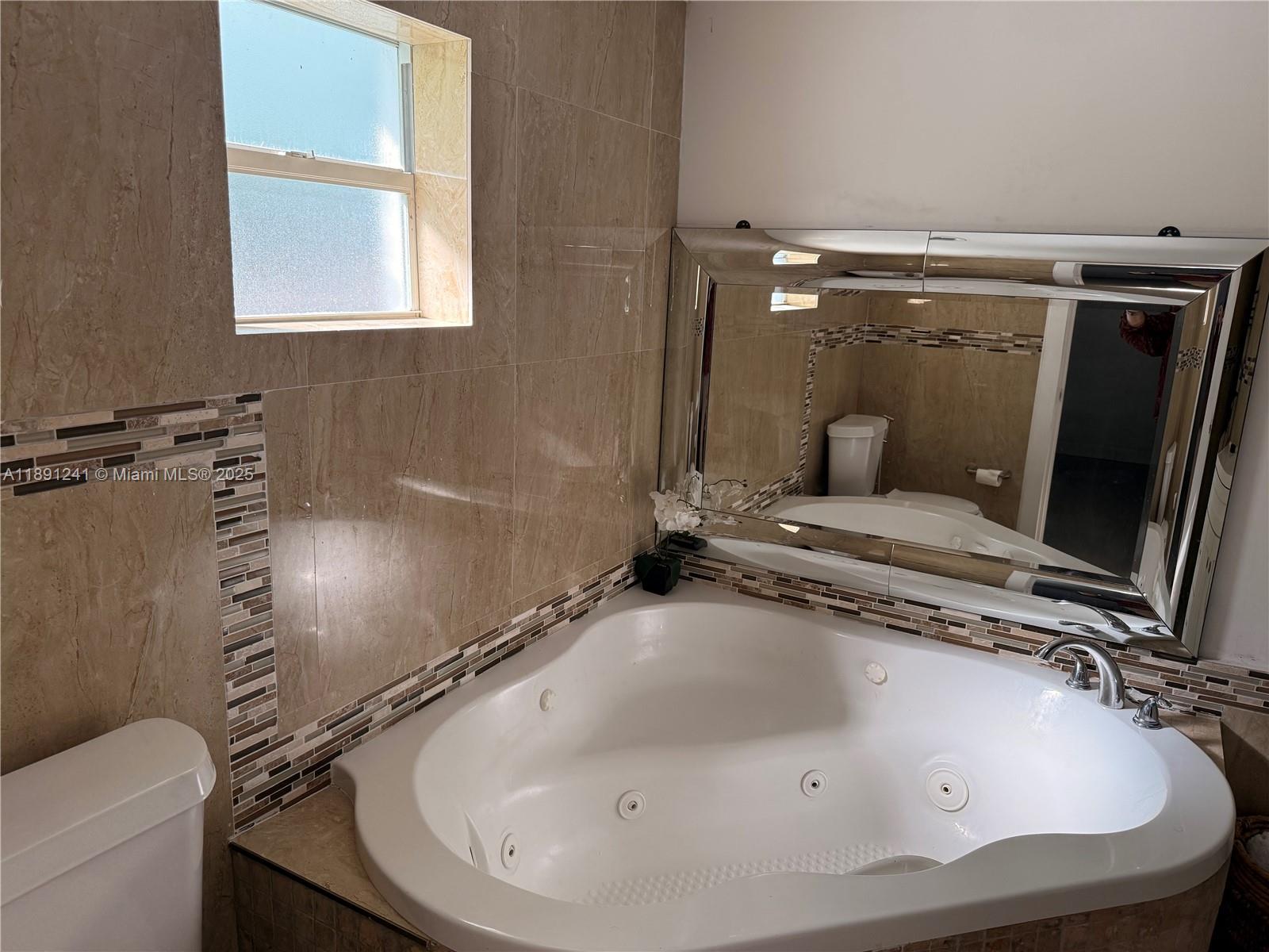 16030 Miami Dr Property Photo 11