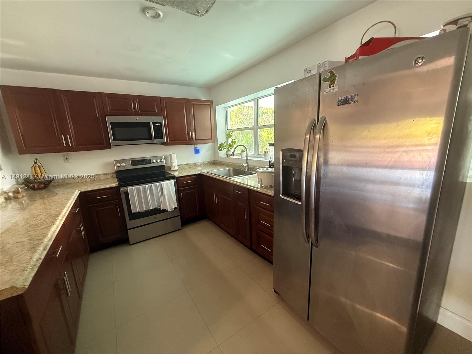 16030 Miami Dr Property Photo 13