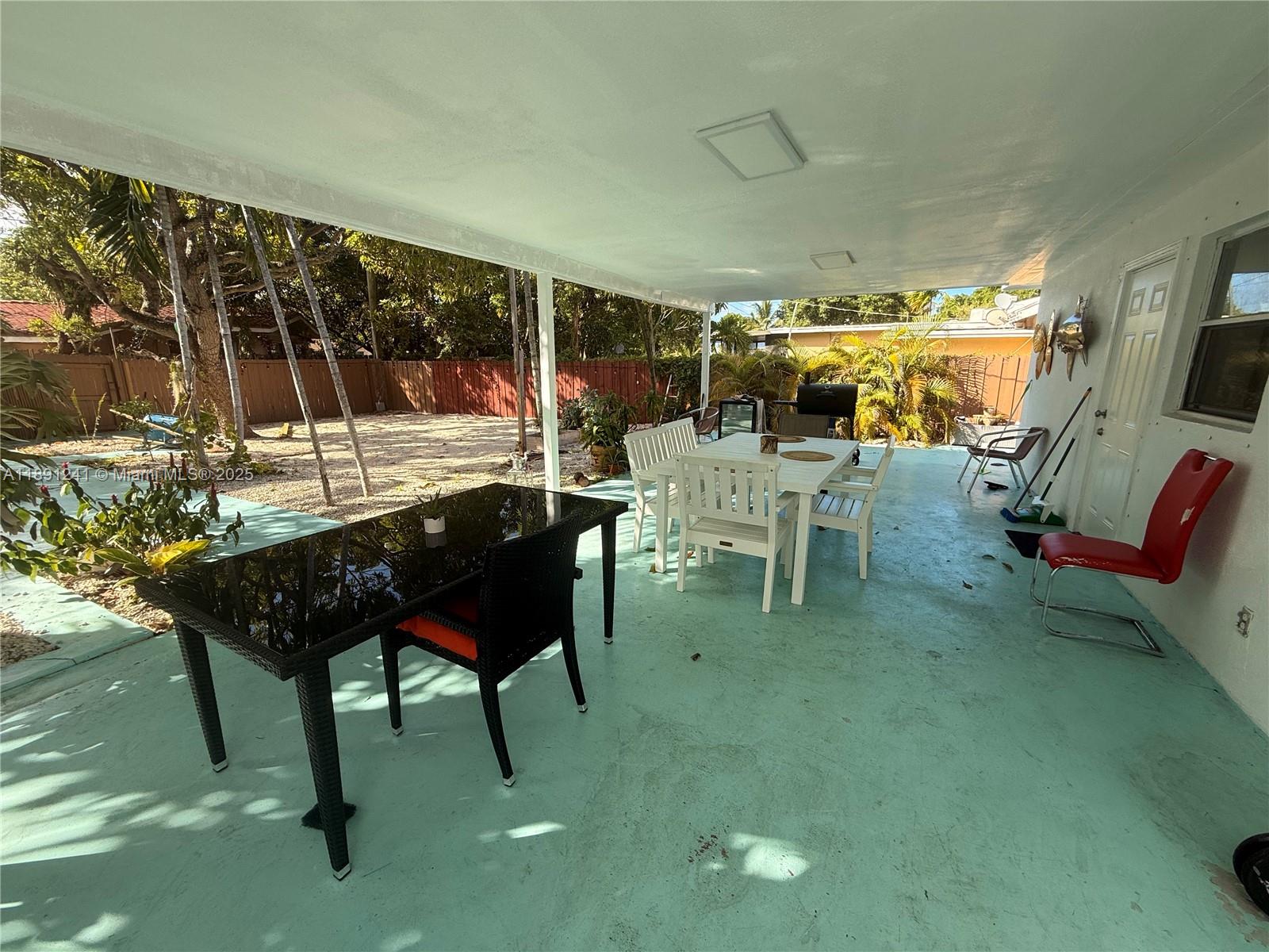 16030 Miami Dr Property Photo 15