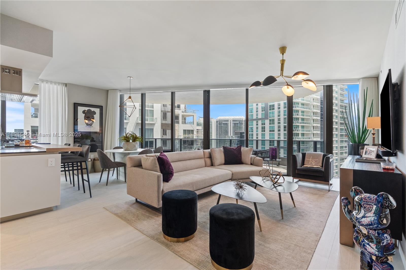 1000 Brickell Plz 3401 Property Photo 1