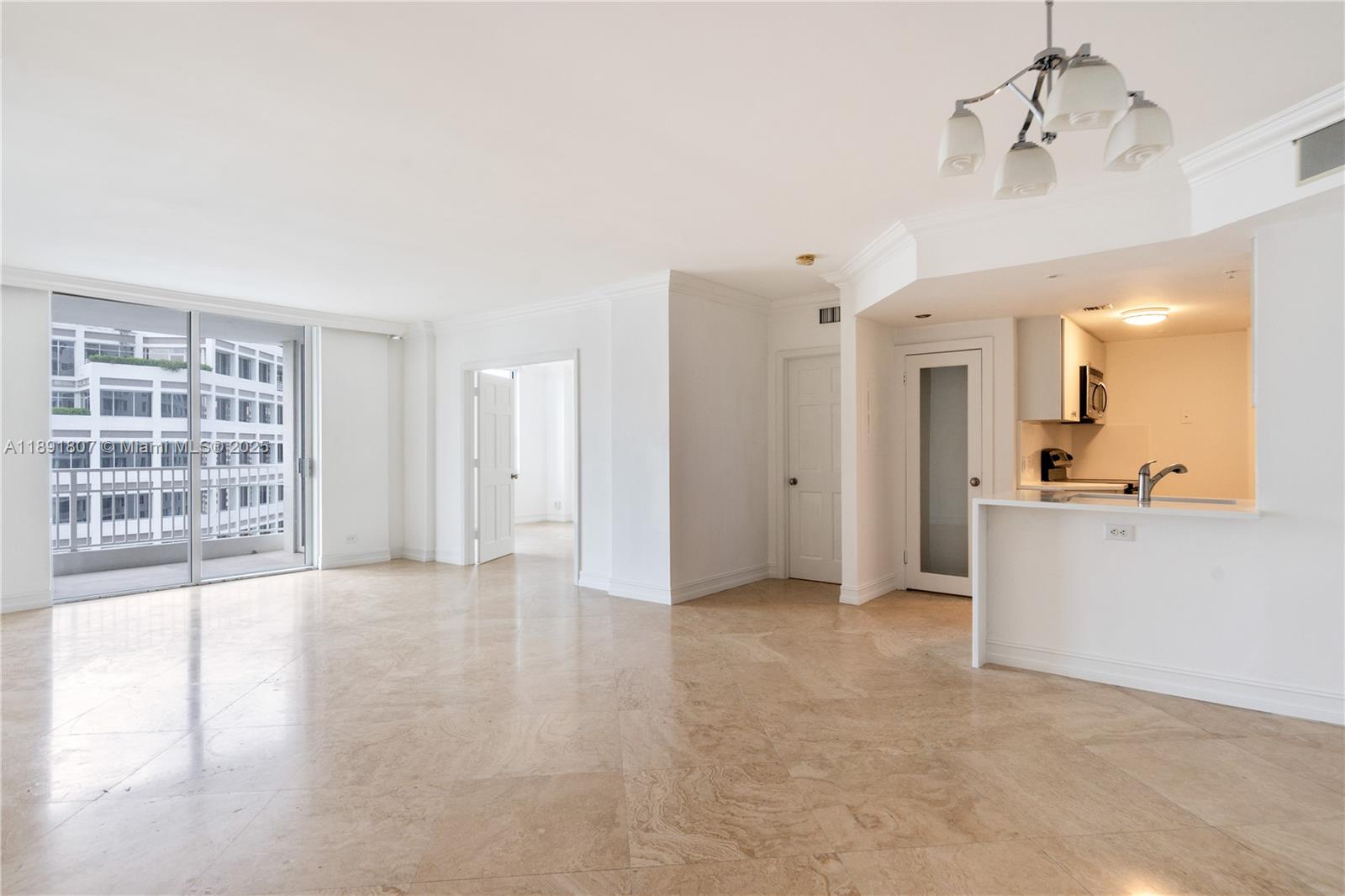 701 Brickell Key Blvd 1411 Property Photo 3